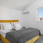 Apartman Viaadria Srima