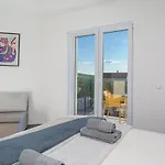 Viaadria *