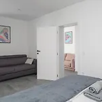 Apartman Viaadria *